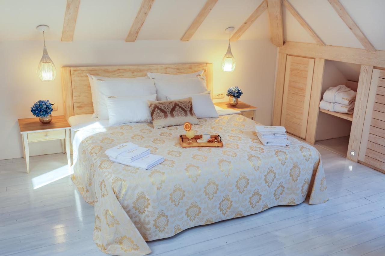 Boutique Hotel Capitano แฮร์เซ็ก-โนวี ภายนอก รูปภาพ