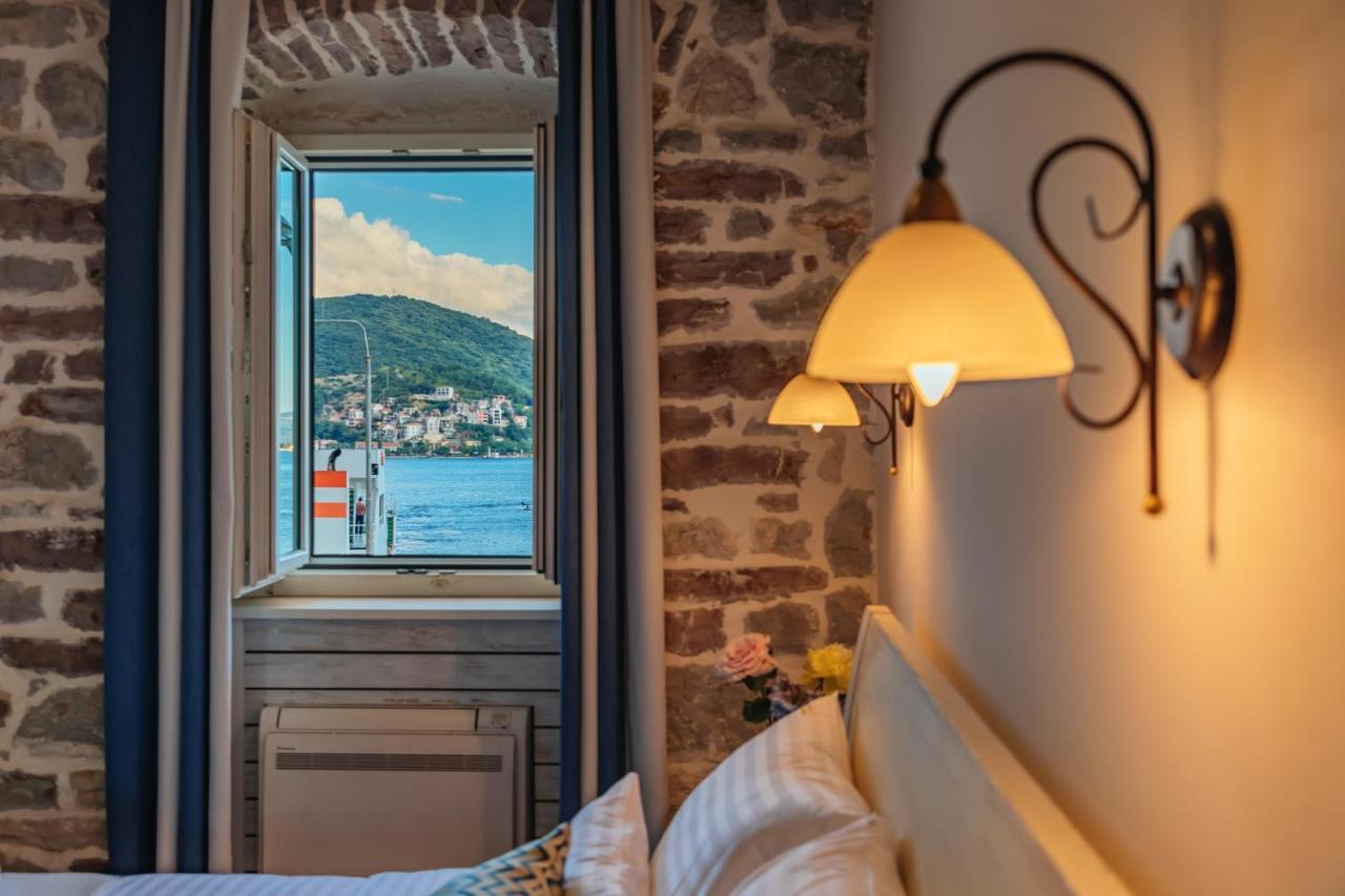 Boutique Hotel Capitano แฮร์เซ็ก-โนวี ภายนอก รูปภาพ