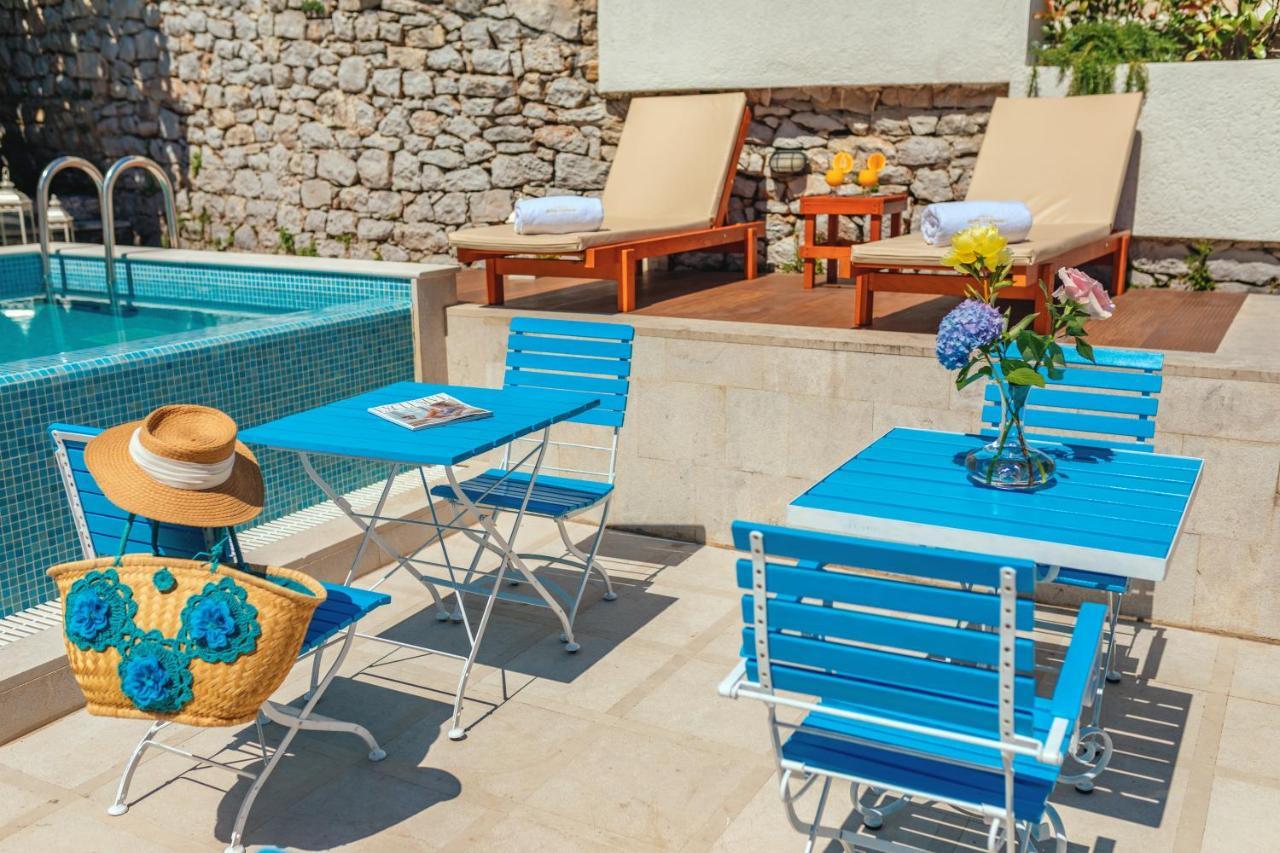 Boutique Hotel Capitano แฮร์เซ็ก-โนวี ภายนอก รูปภาพ