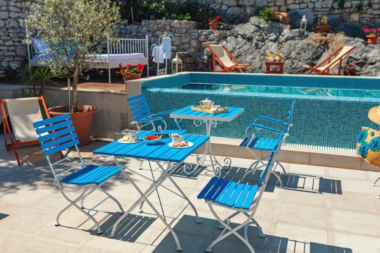 Boutique Hotel Capitano แฮร์เซ็ก-โนวี ภายนอก รูปภาพ